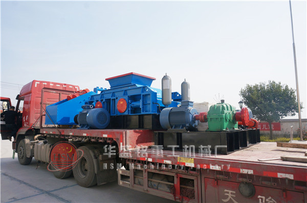 大型對輥機(jī)發(fā)往新疆和田